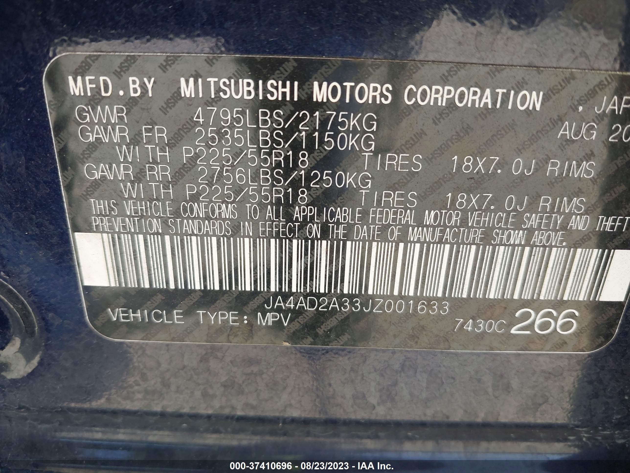 Photo 8 VIN: JA4AD2A33JZ001633 - MITSUBISHI OUTLANDER 