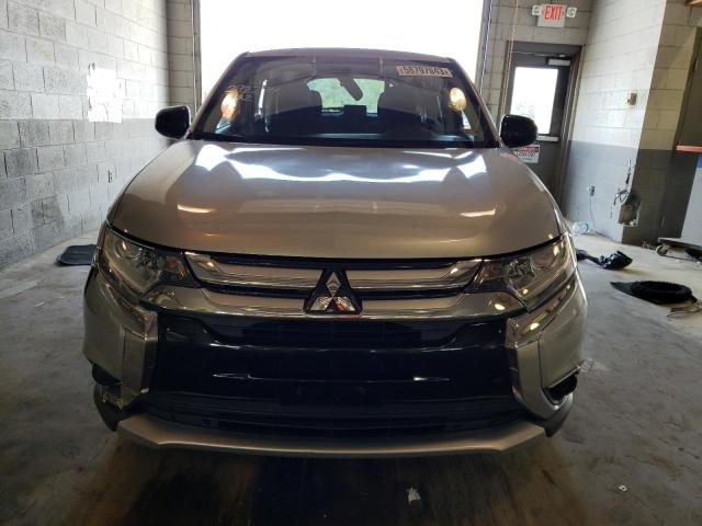 Photo 4 VIN: JA4AD2A33JZ061055 - MITSUBISHI OUTLANDER 