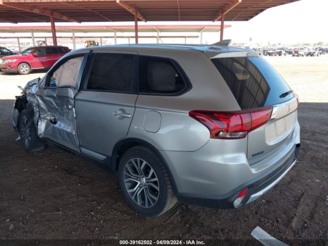 Photo 2 VIN: JA4AD2A33JZ062240 - MITSUBISHI OUTLANDER 