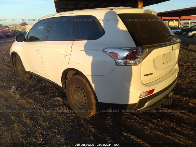 Photo 2 VIN: JA4AD2A34FZ006217 - MITSUBISHI OUTLANDER 