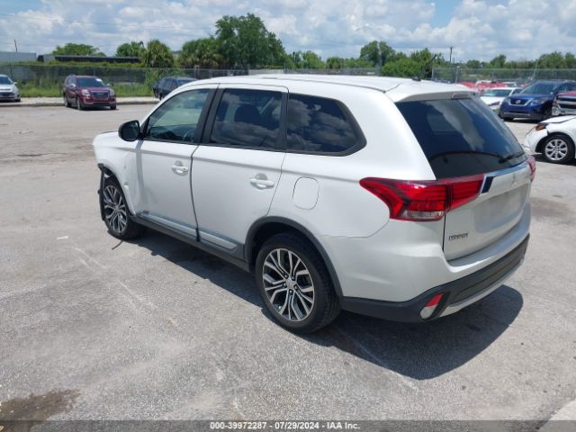 Photo 2 VIN: JA4AD2A34GZ031541 - MITSUBISHI OUTLANDER 