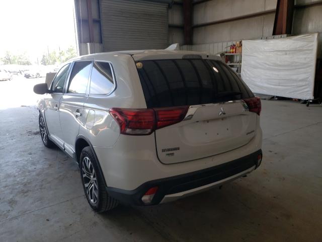 Photo 2 VIN: JA4AD2A34HZ022551 - MITSUBISHI OUTLANDER 