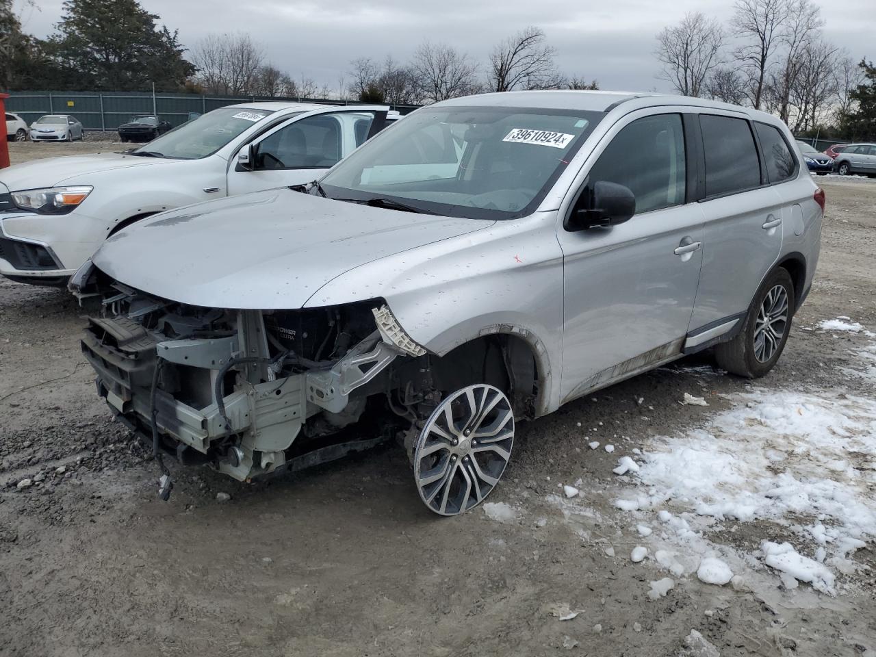 Photo 0 VIN: JA4AD2A34JZ038061 - MITSUBISHI OUTLANDER 