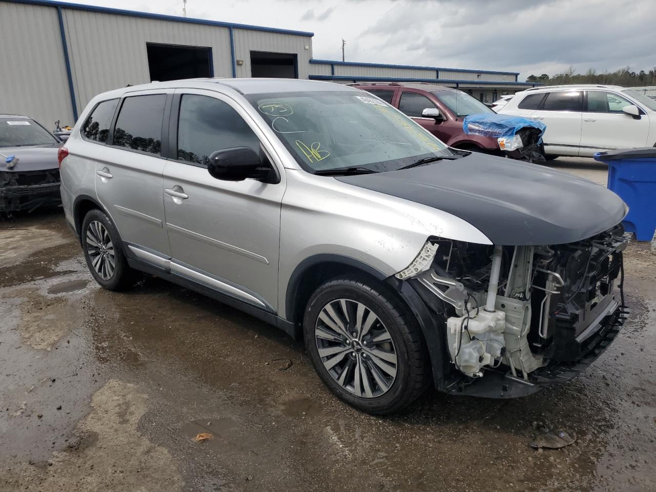 Photo 3 VIN: JA4AD2A34KZ005370 - MITSUBISHI OUTLANDER 