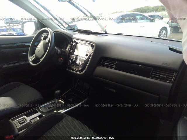 Photo 4 VIN: JA4AD2A34KZ006017 - MITSUBISHI OUTLANDER 