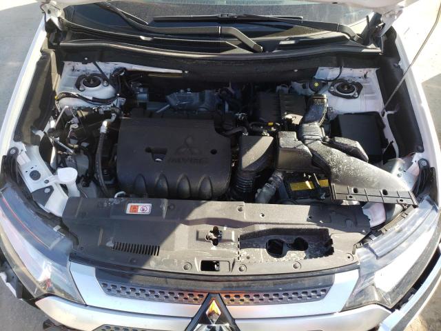 Photo 6 VIN: JA4AD2A34LZ048284 - MITSUBISHI OUTLANDER 