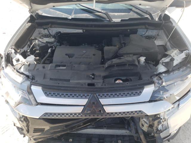 Photo 11 VIN: JA4AD2A34LZ048673 - MITSUBISHI OUTLANDER 