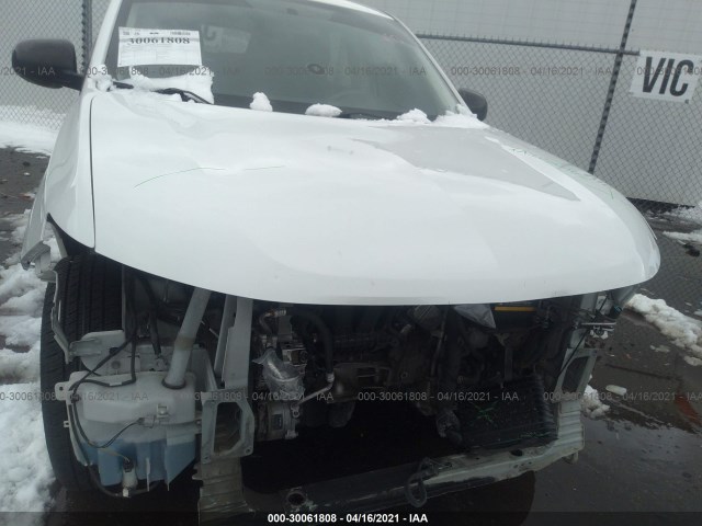 Photo 5 VIN: JA4AD2A35EZ004782 - MITSUBISHI OUTLANDER 