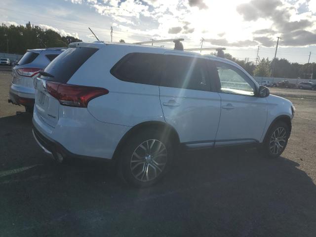 Photo 2 VIN: JA4AD2A35GZ013341 - MITSUBISHI OUTLANDER 