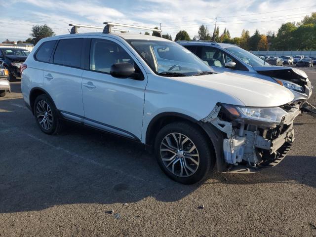 Photo 3 VIN: JA4AD2A35GZ013341 - MITSUBISHI OUTLANDER 