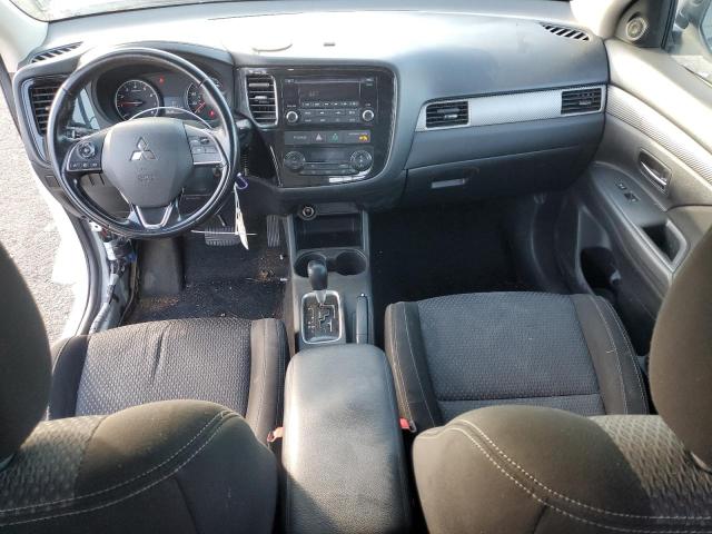 Photo 7 VIN: JA4AD2A35GZ013341 - MITSUBISHI OUTLANDER 