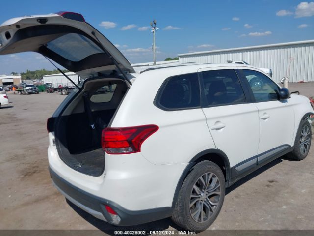 Photo 3 VIN: JA4AD2A35HZ052609 - MITSUBISHI OUTLANDER 