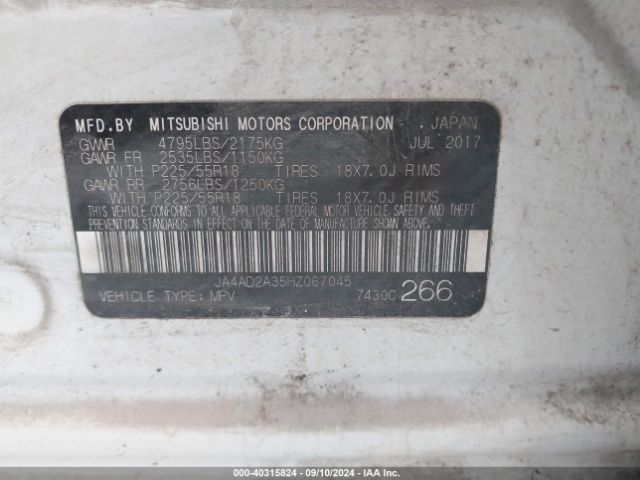 Photo 8 VIN: JA4AD2A35HZ067045 - MITSUBISHI OUTLANDER 