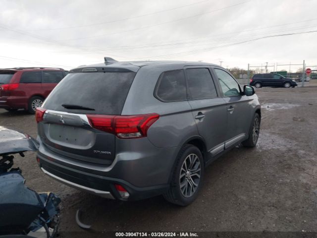 Photo 3 VIN: JA4AD2A35JJ004967 - MITSUBISHI OUTLANDER 