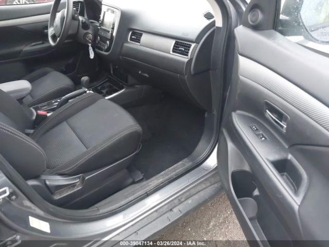 Photo 4 VIN: JA4AD2A35JJ004967 - MITSUBISHI OUTLANDER 