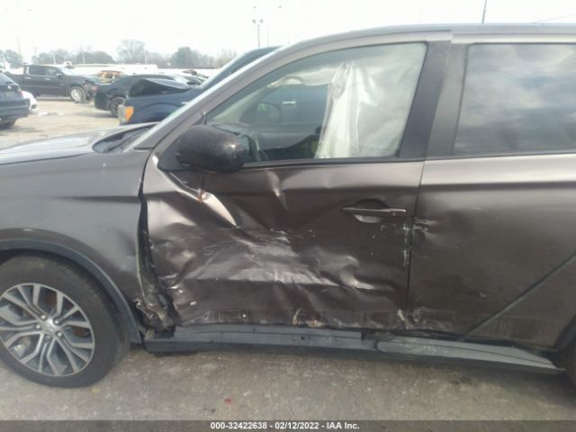 Photo 5 VIN: JA4AD2A35JZ015324 - MITSUBISHI OUTLANDER 