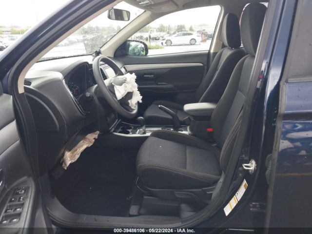 Photo 4 VIN: JA4AD2A35JZ016134 - MITSUBISHI OUTLANDER 