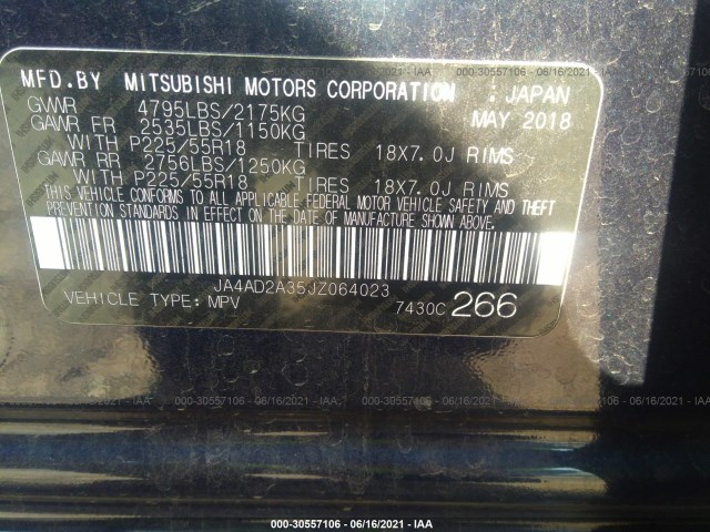 Photo 8 VIN: JA4AD2A35JZ064023 - MITSUBISHI OUTLANDER 