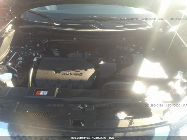 Photo 9 VIN: JA4AD2A35KZ015678 - MITSUBISHI OUTLANDER 