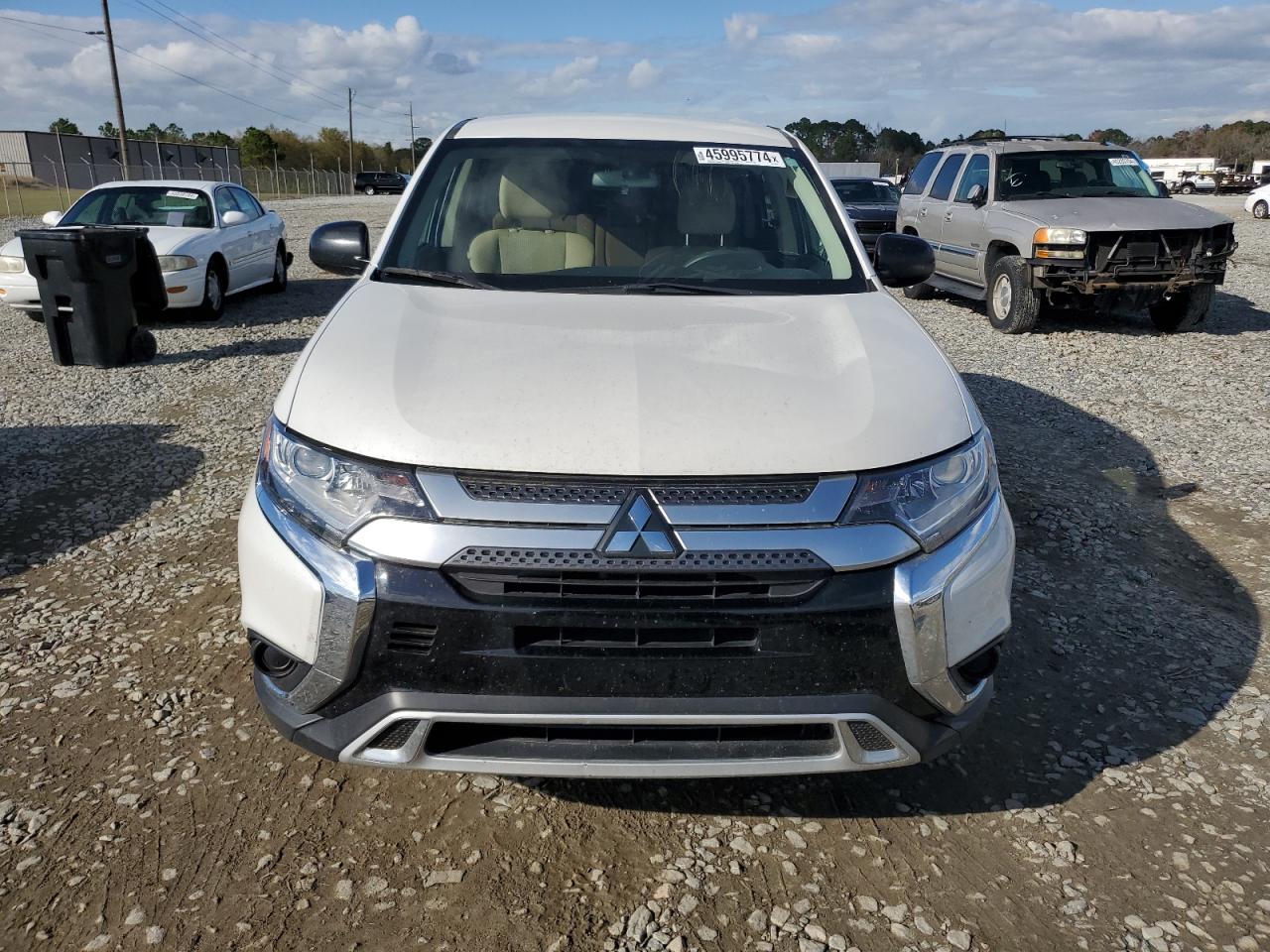 Photo 4 VIN: JA4AD2A35LZ010479 - MITSUBISHI OUTLANDER 