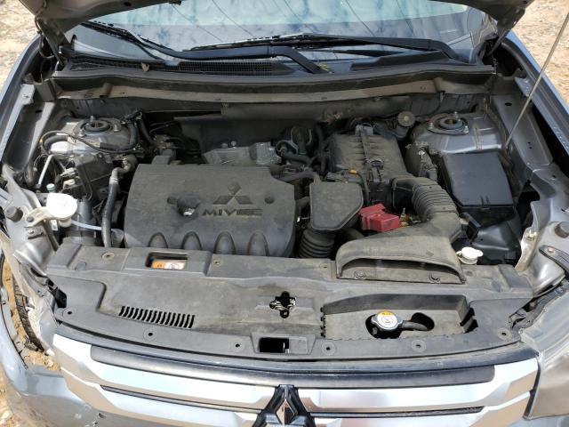 Photo 10 VIN: JA4AD2A36FZ013198 - MITSUBISHI OUTLANDER 