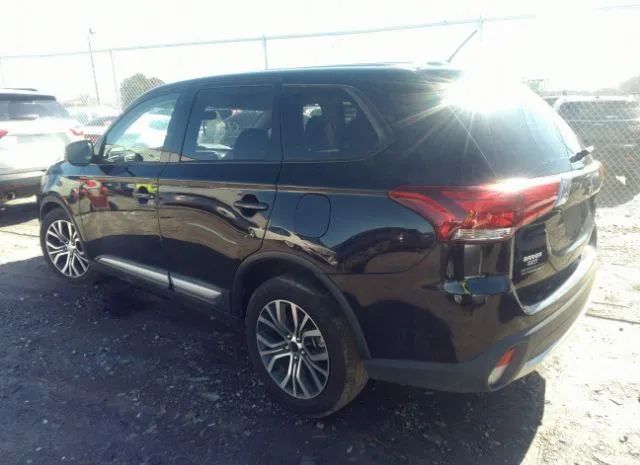 Photo 2 VIN: JA4AD2A36GZ049006 - MITSUBISHI OUTLANDER 