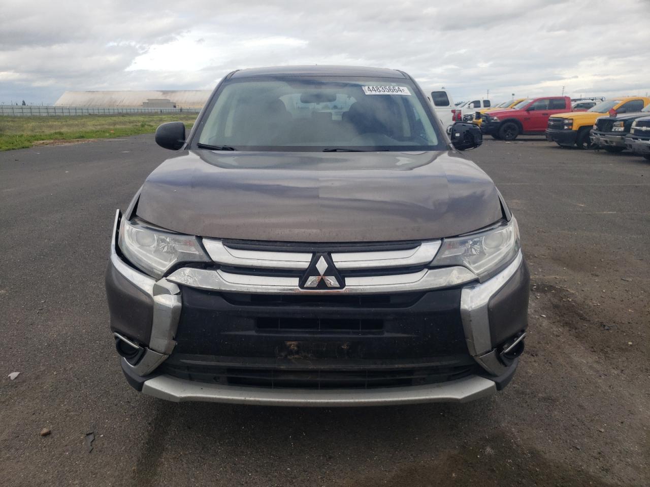 Photo 4 VIN: JA4AD2A36GZ050608 - MITSUBISHI OUTLANDER 