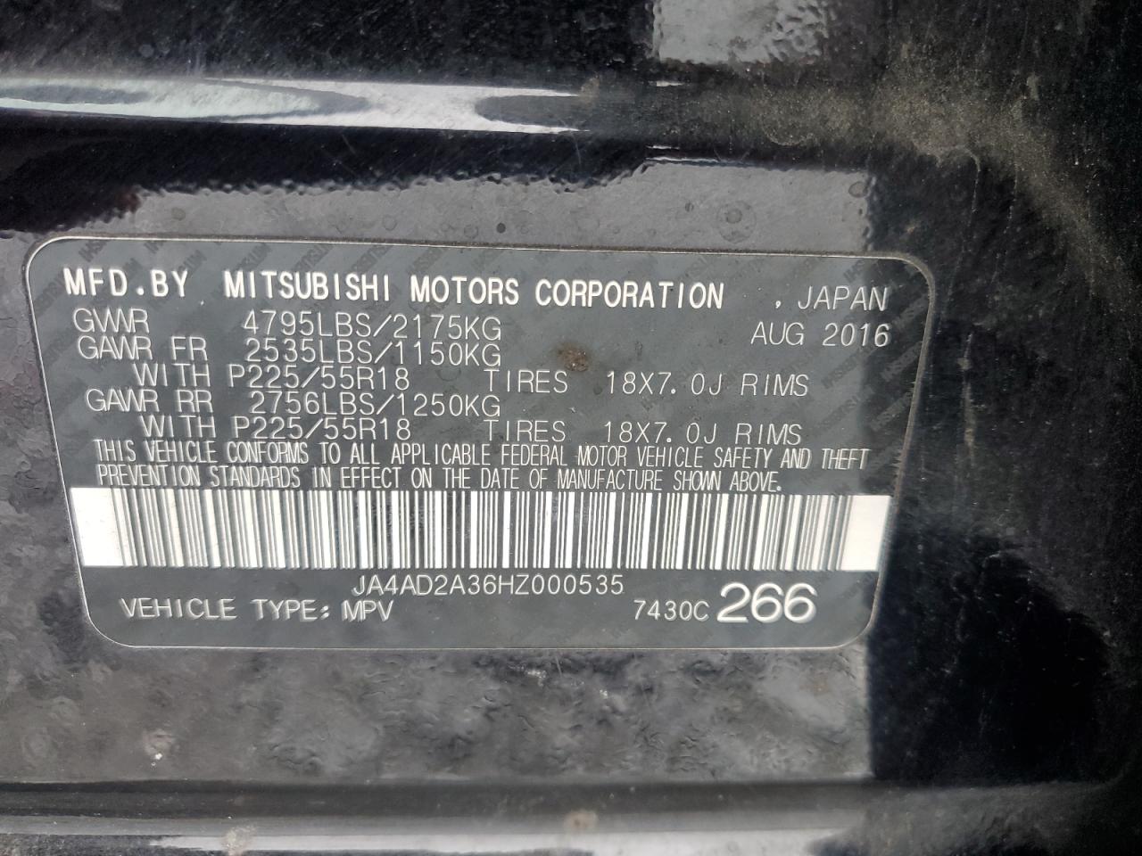 Photo 11 VIN: JA4AD2A36HZ000535 - MITSUBISHI OUTLANDER 