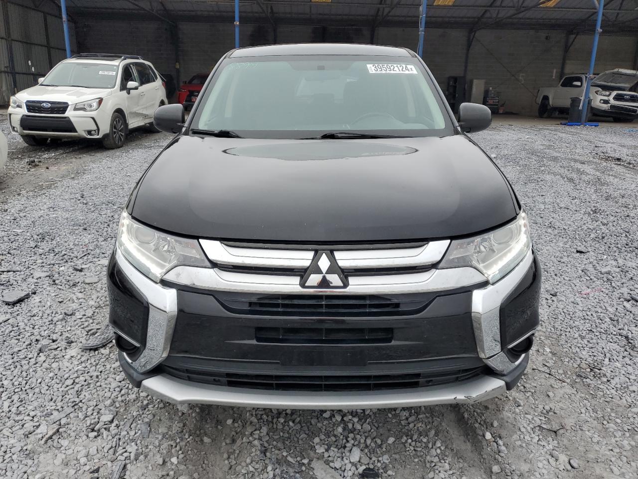 Photo 4 VIN: JA4AD2A36HZ000535 - MITSUBISHI OUTLANDER 