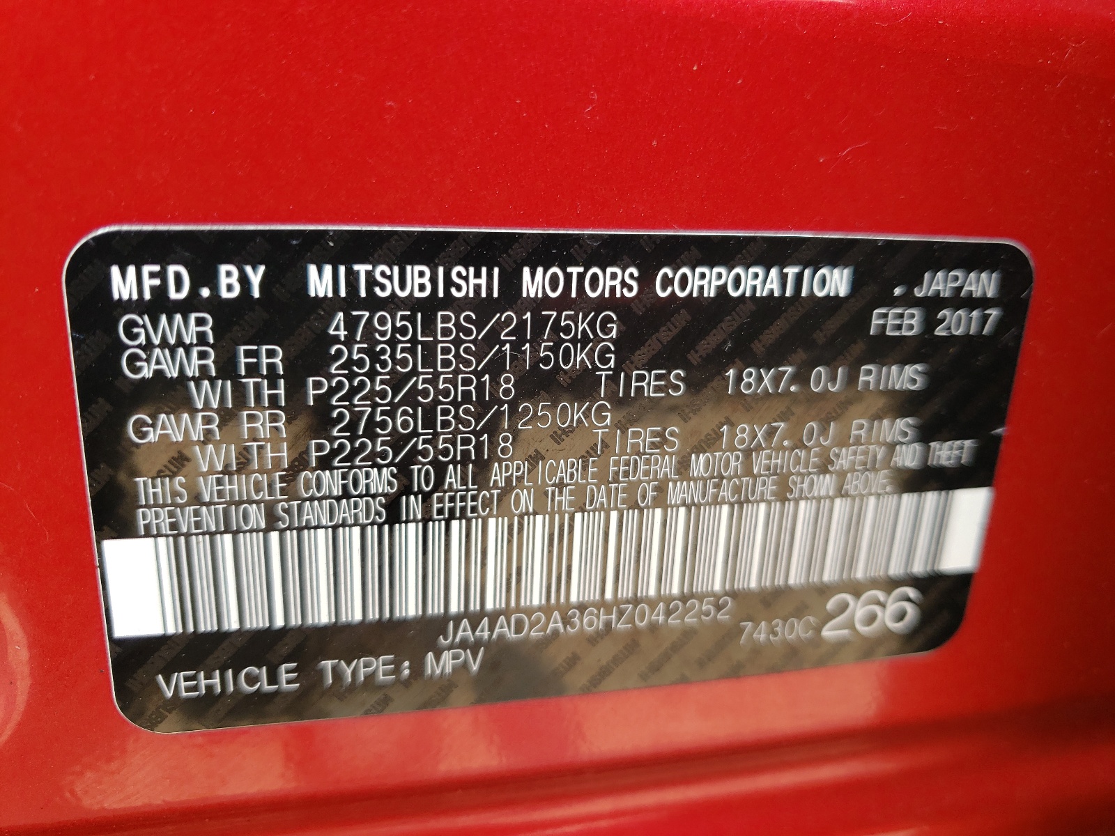 Photo 9 VIN: JA4AD2A36HZ042252 - MITSUBISHI OUTLANDER 