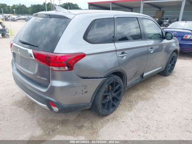 Photo 3 VIN: JA4AD2A37JJ000841 - MITSUBISHI OUTLANDER 