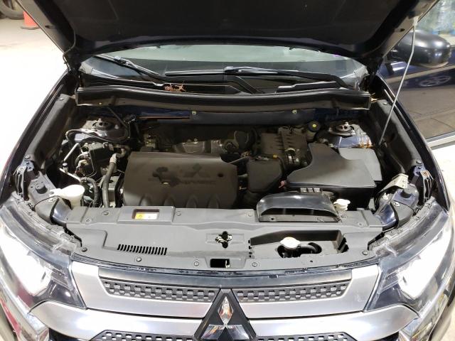 Photo 11 VIN: JA4AD2A37KZ016315 - MITSUBISHI OUTLANDER 