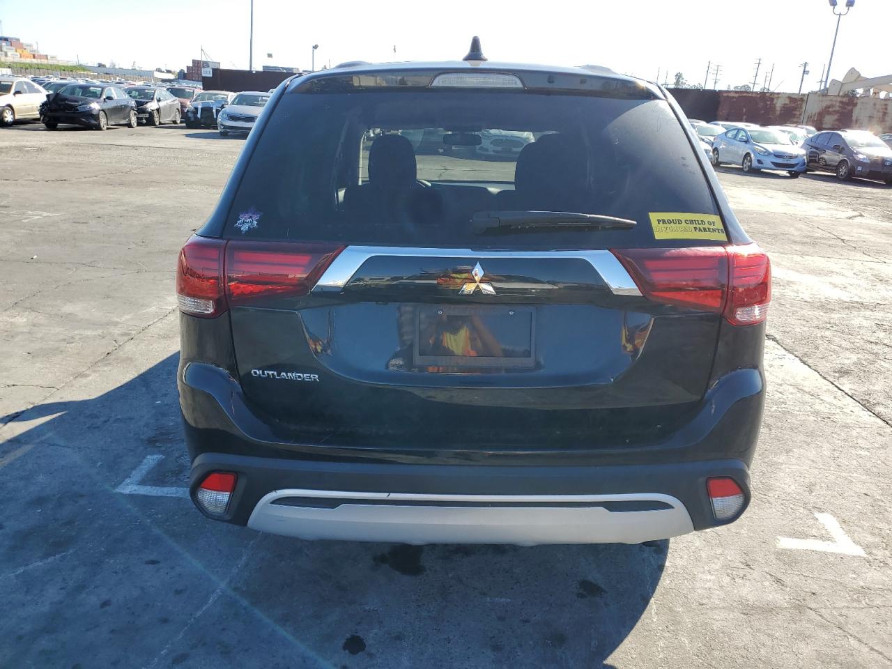 Photo 5 VIN: JA4AD2A37LZ007812 - MITSUBISHI OUTLANDER 