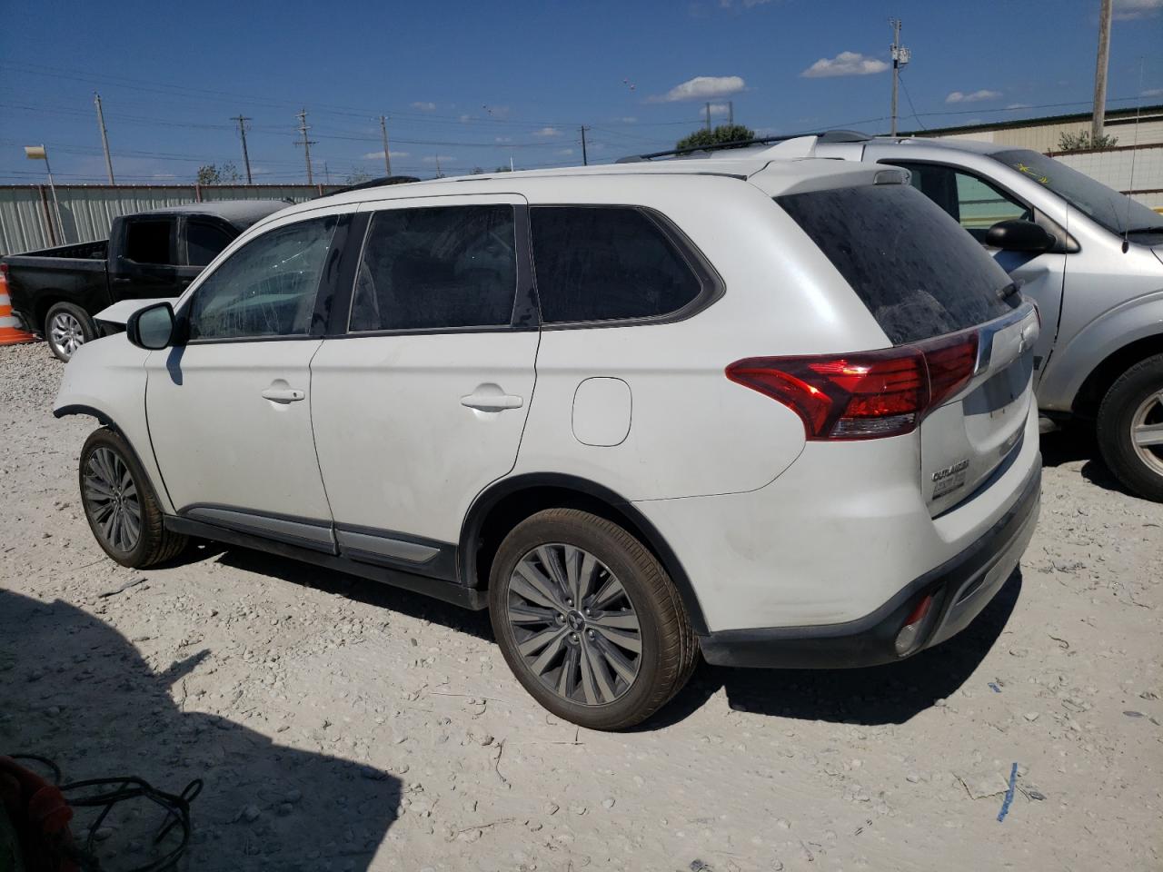 Photo 1 VIN: JA4AD2A37LZ047162 - MITSUBISHI OUTLANDER 