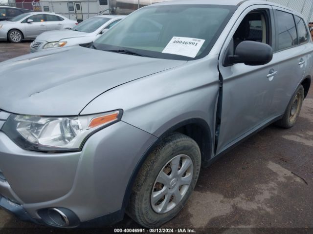 Photo 5 VIN: JA4AD2A38FZ002817 - MITSUBISHI OUTLANDER 