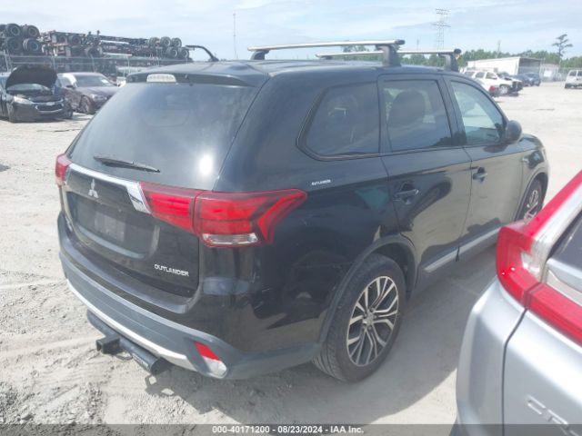 Photo 3 VIN: JA4AD2A38GZ008618 - MITSUBISHI OUTLANDER 