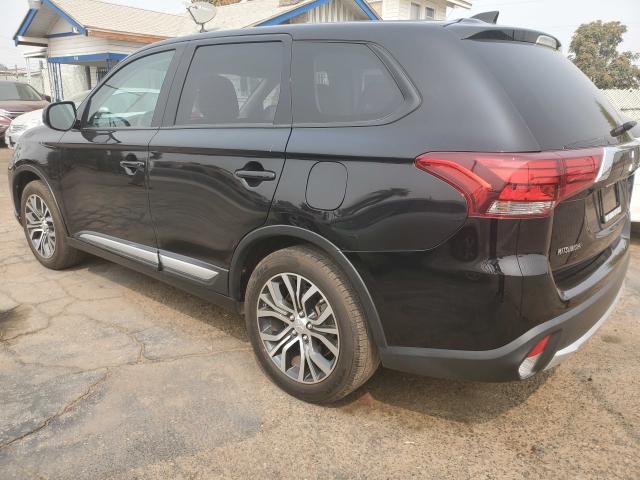 Photo 2 VIN: JA4AD2A38HZ027879 - MITSUBISHI OUTLANDER 