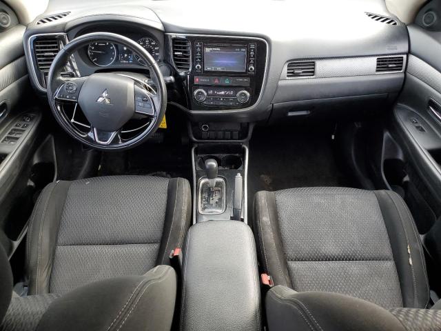 Photo 7 VIN: JA4AD2A38HZ028627 - MITSUBISHI OUTLANDER 