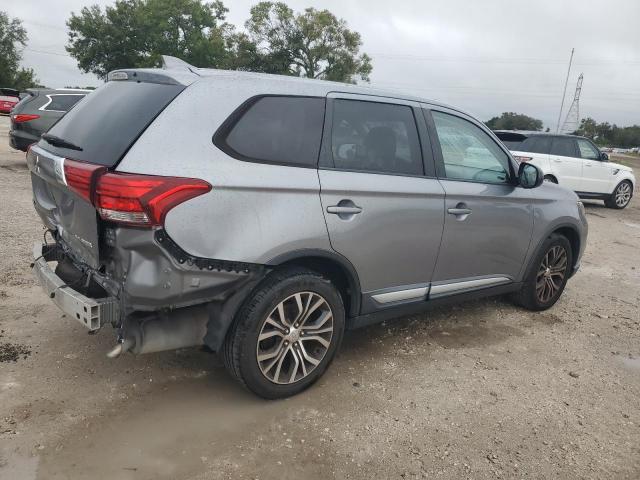 Photo 2 VIN: JA4AD2A38HZ060381 - MITSUBISHI OUTLANDER 