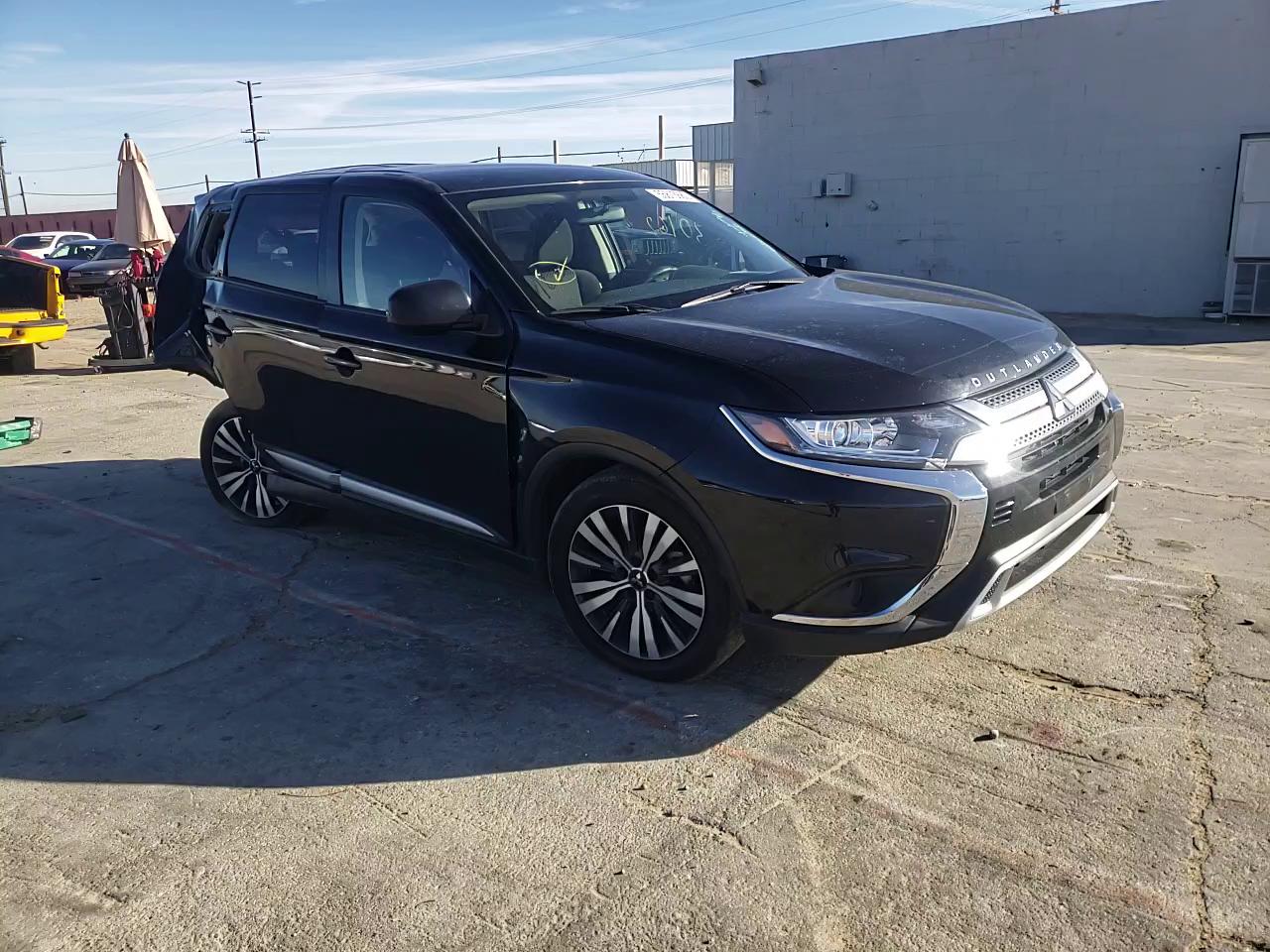 Photo 10 VIN: JA4AD2A38KZ009731 - MITSUBISHI OUTLANDER 