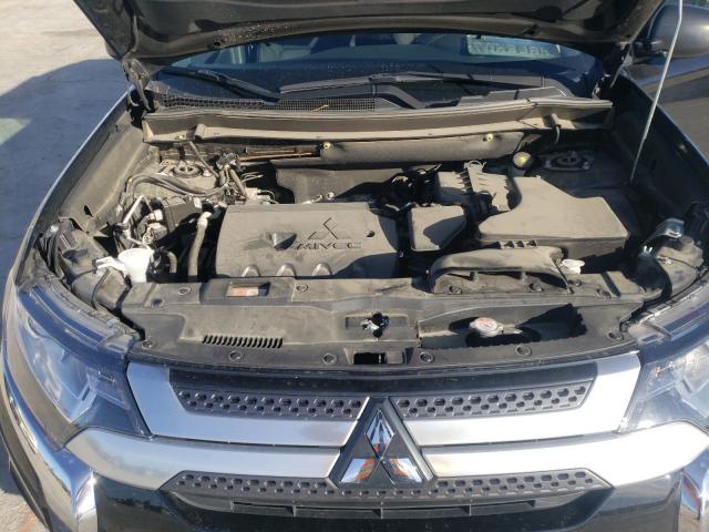 Photo 6 VIN: JA4AD2A38KZ009731 - MITSUBISHI OUTLANDER 