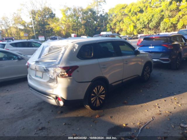 Photo 3 VIN: JA4AD2A38KZ012693 - MITSUBISHI OUTLANDER 