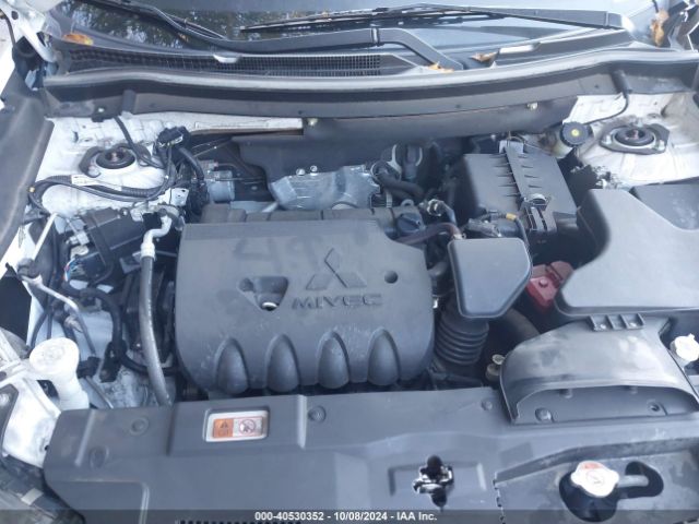 Photo 9 VIN: JA4AD2A38KZ012693 - MITSUBISHI OUTLANDER 