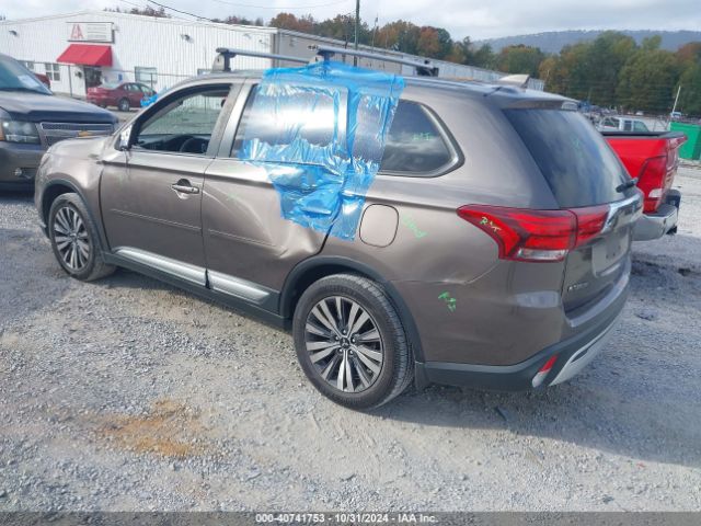 Photo 2 VIN: JA4AD2A38KZ022933 - MITSUBISHI OUTLANDER 