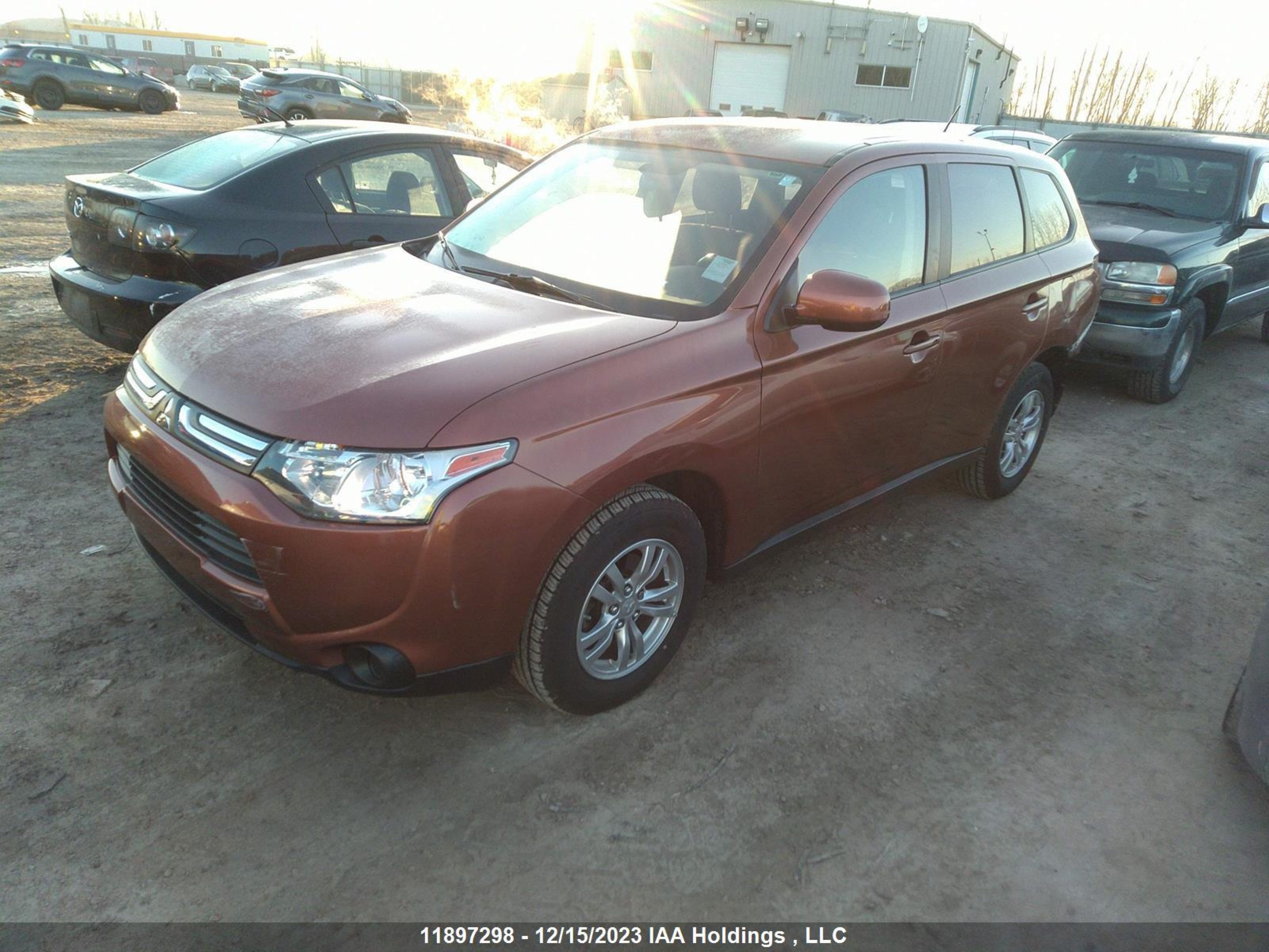 Photo 1 VIN: JA4AD2A39EZ601854 - MITSUBISHI OUTLANDER 