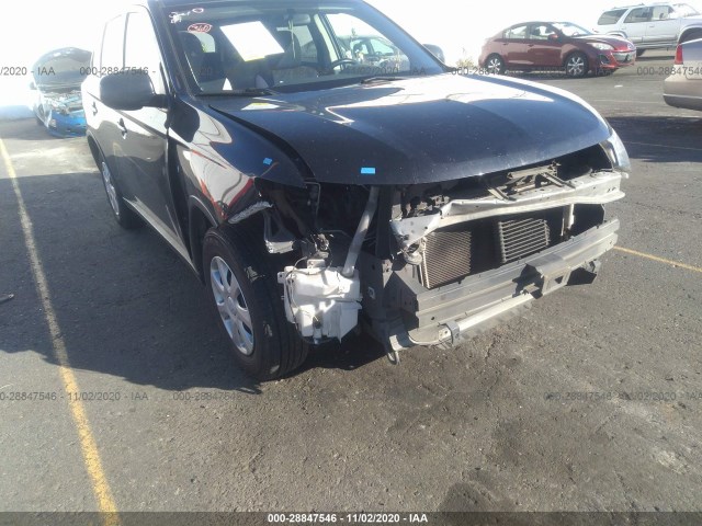 Photo 5 VIN: JA4AD2A39FZ010635 - MITSUBISHI OUTLANDER 