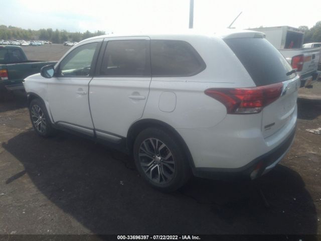 Photo 2 VIN: JA4AD2A39GZ048531 - MITSUBISHI OUTLANDER 