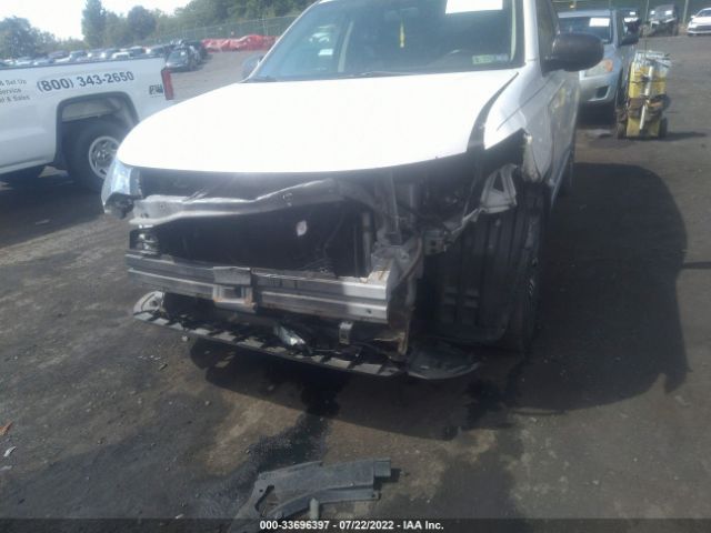 Photo 5 VIN: JA4AD2A39GZ048531 - MITSUBISHI OUTLANDER 