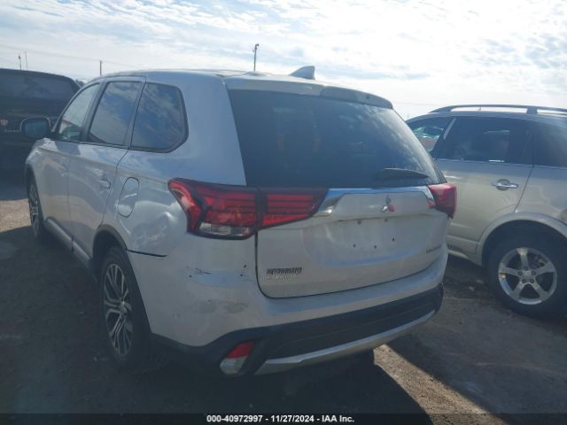 Photo 2 VIN: JA4AD2A39HZ044268 - MITSUBISHI OUTLANDER 