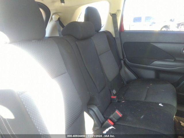 Photo 7 VIN: JA4AD2A39KZ004716 - MITSUBISHI OUTLANDER 